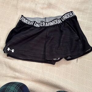 Under Armour Women's Black and Gray Athletic Shorts